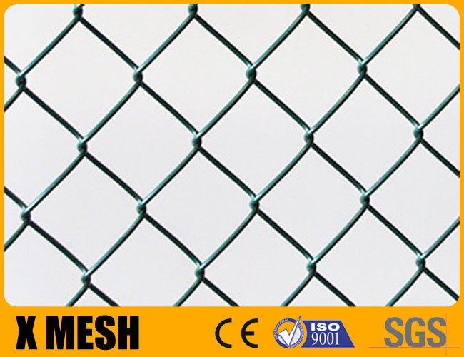 PVC Coated Wire Mesh Diamond Cyclone Chain Link Fence 5.0m For Basketball Courts