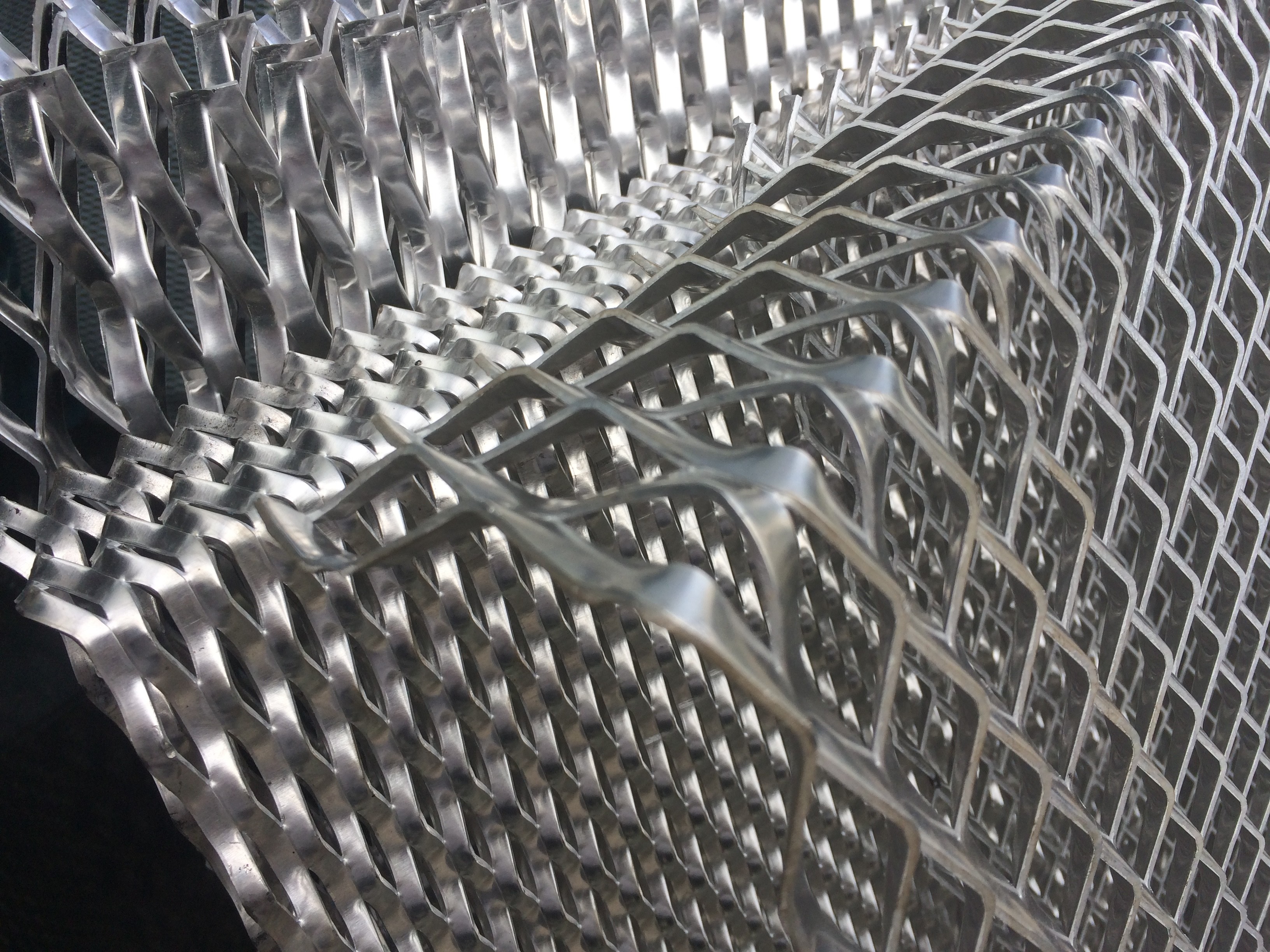Plain Decorative Expanded Metal Mesh Sheet T304 4.0mm Thickness 2.5m Width