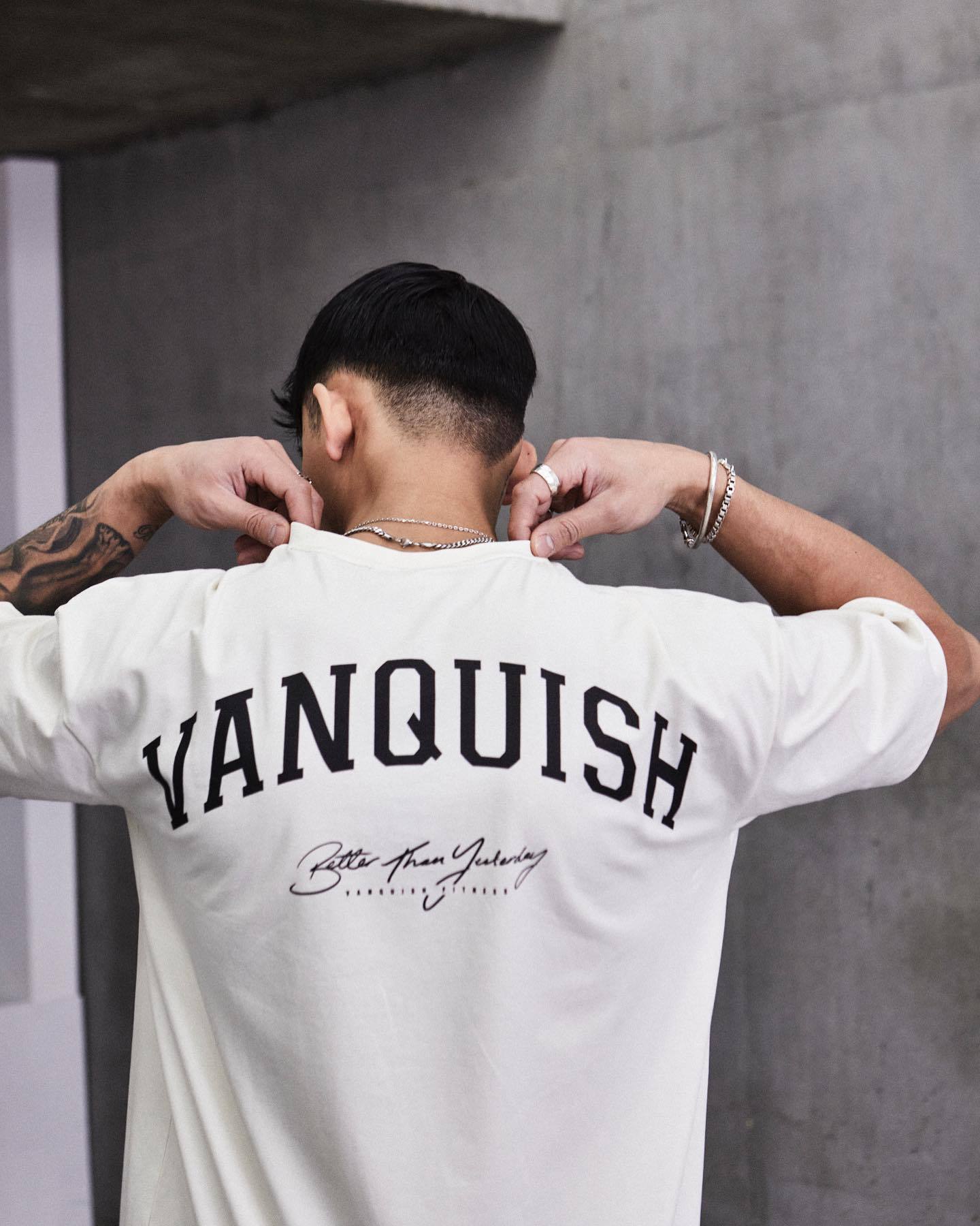 2023 Cotton Men's Oversized T-Shirt with Moisture Wicking Technology and O-Neck Collar