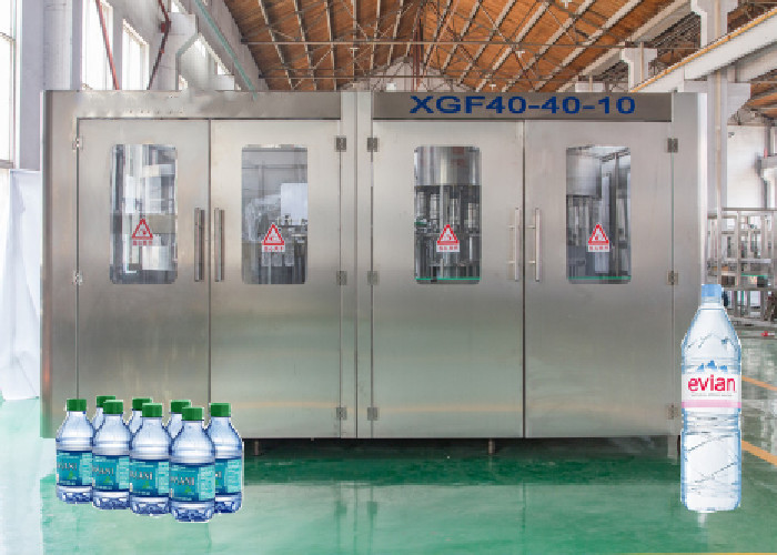 CGF Mineral Water Filling Machine PLC 2000ml Water Bottle Filling Machine