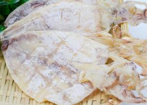 China Salt Whole Dried Squid Todarodes Pacificus 18% - 20% Moisture wholesale