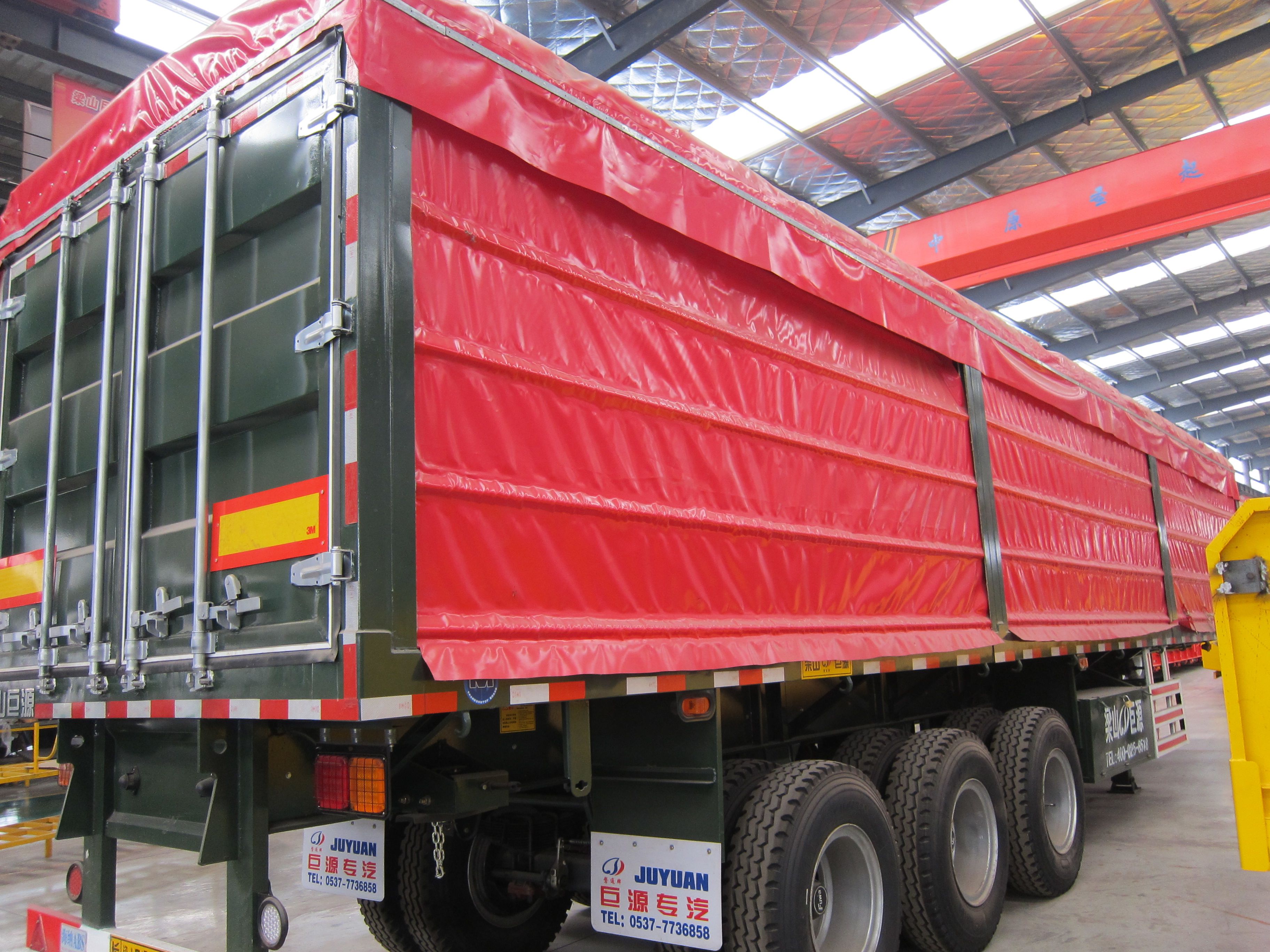 Side Wall/Curtain Side/Fence Semi Trailer with Mechanical Suspension and 12R22.5 Tires