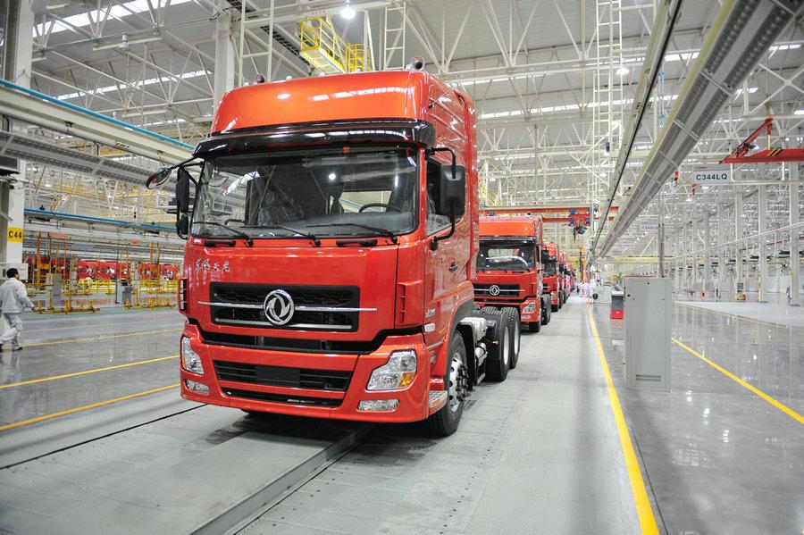 260HP Euro5 Dongfeng CNG EQ4160GLN Tractor Truck,Dongfeng Truck,Dongfeng Camions