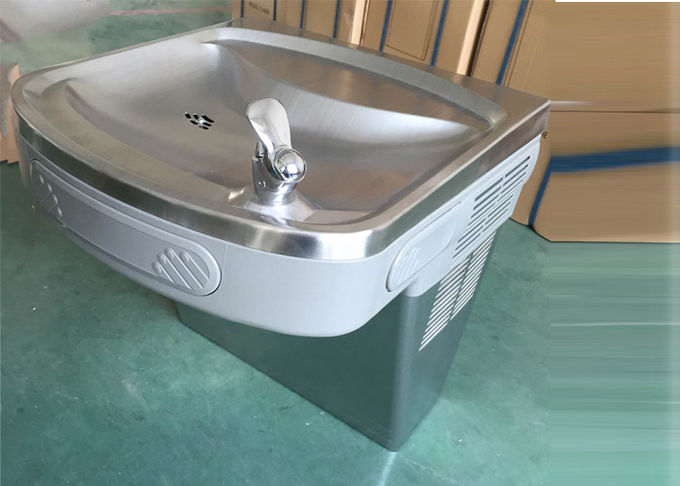 SUS304 Public Drinking Water Fountains With Bubbler Faucet Single Tray