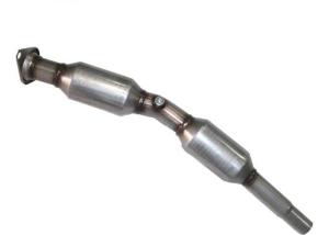 China OBDII 1.5L Car Catalytic Converter For 2004-2009 TOYOTA Prius wholesale