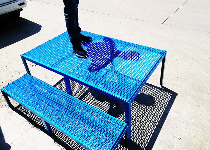 3.66m Length Perforated Metal Plate Diamond Roof Walkway