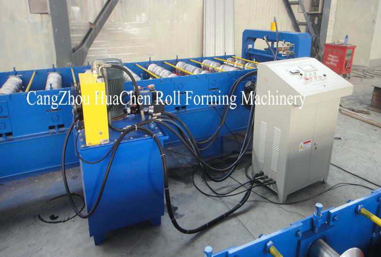 0.15-0.4mm Steel Roofing Sheet Roll Forming Machine , Auto Sheet Metal Rolling Equipment