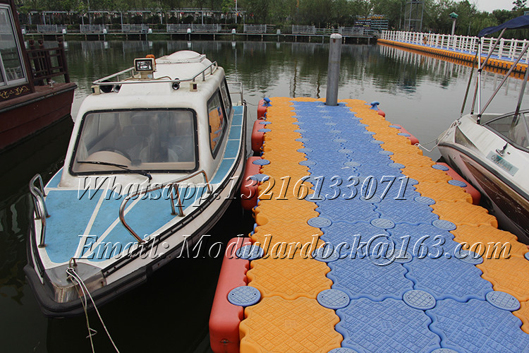 Floating boat docks manufacturer