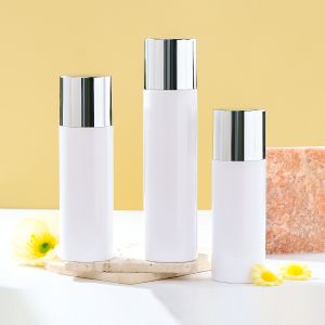 China Customizable Plastic Cosmetic Bottles Personalized 200ml 300ml wholesale