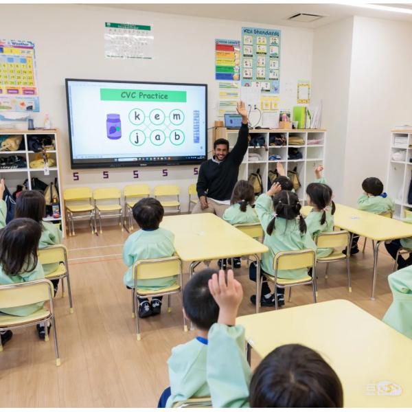 Factory Wholesale Infrared Interactive Whiteboard With HDMI USB Connection Custom Design Interactive Flat Panel Display Smart Touch Board white board