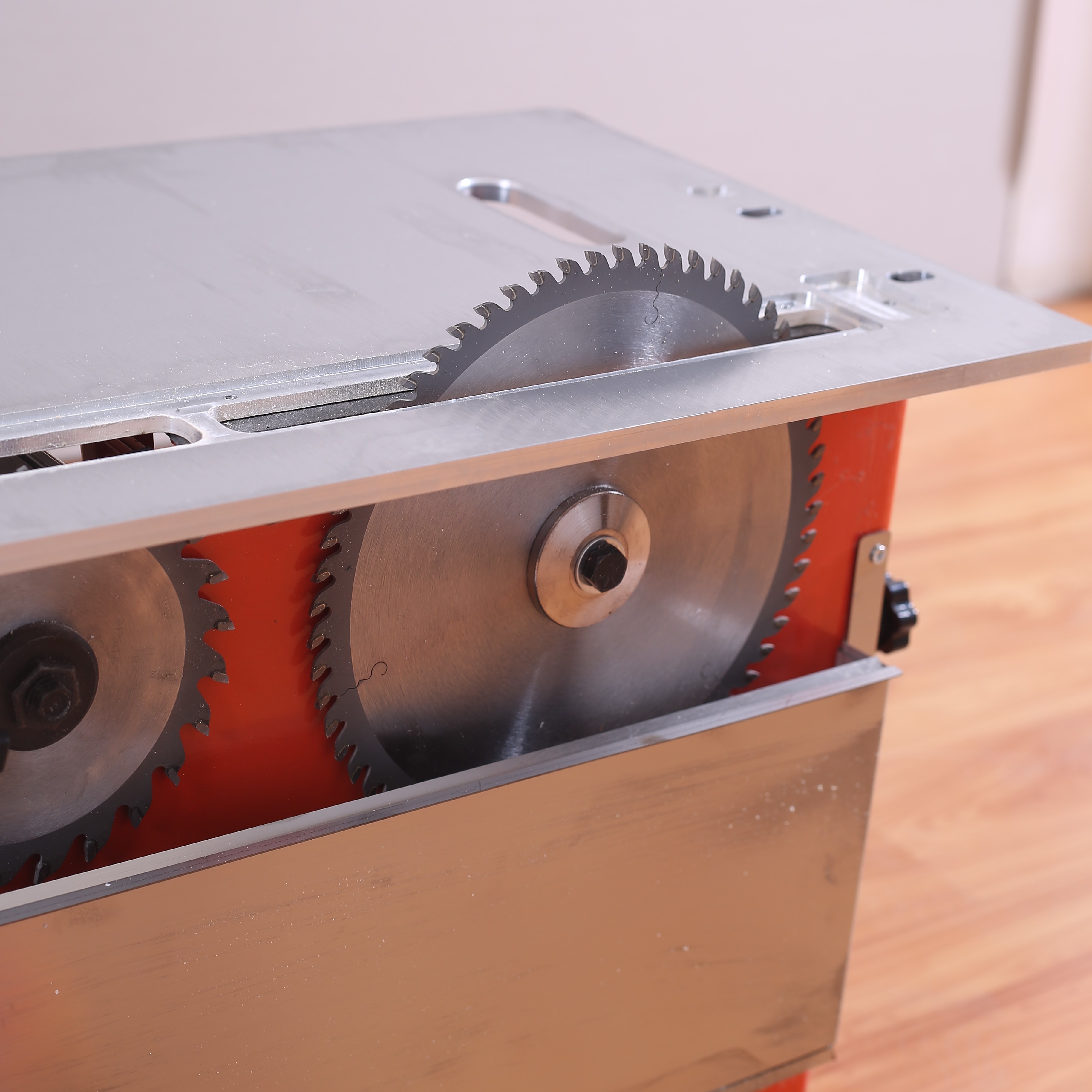 45 Degree Tilting 1200mm*1000mm Portable Table Saw With Brushless Motor