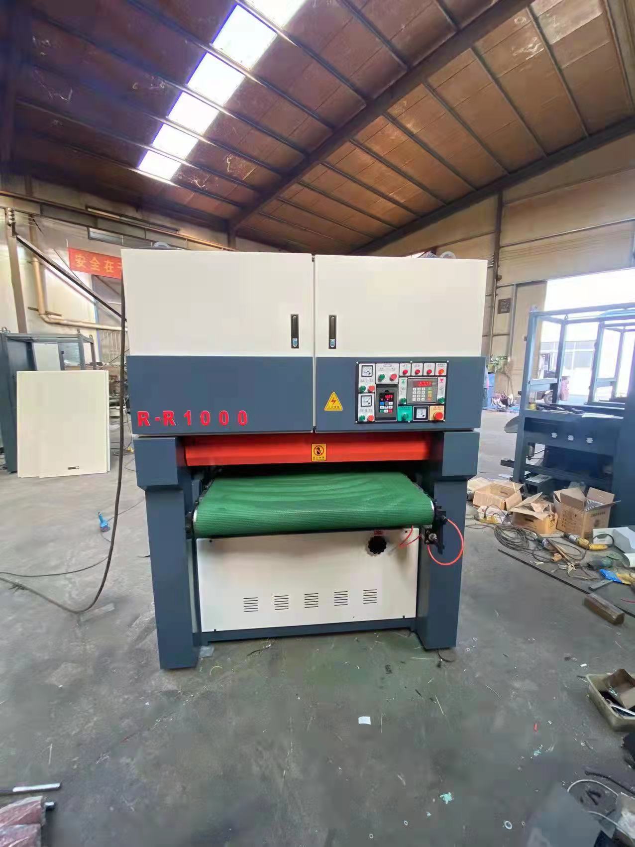 Alternating Speed 0-35r/Min Automatic Deburring Machine For Laser Cutting Parts