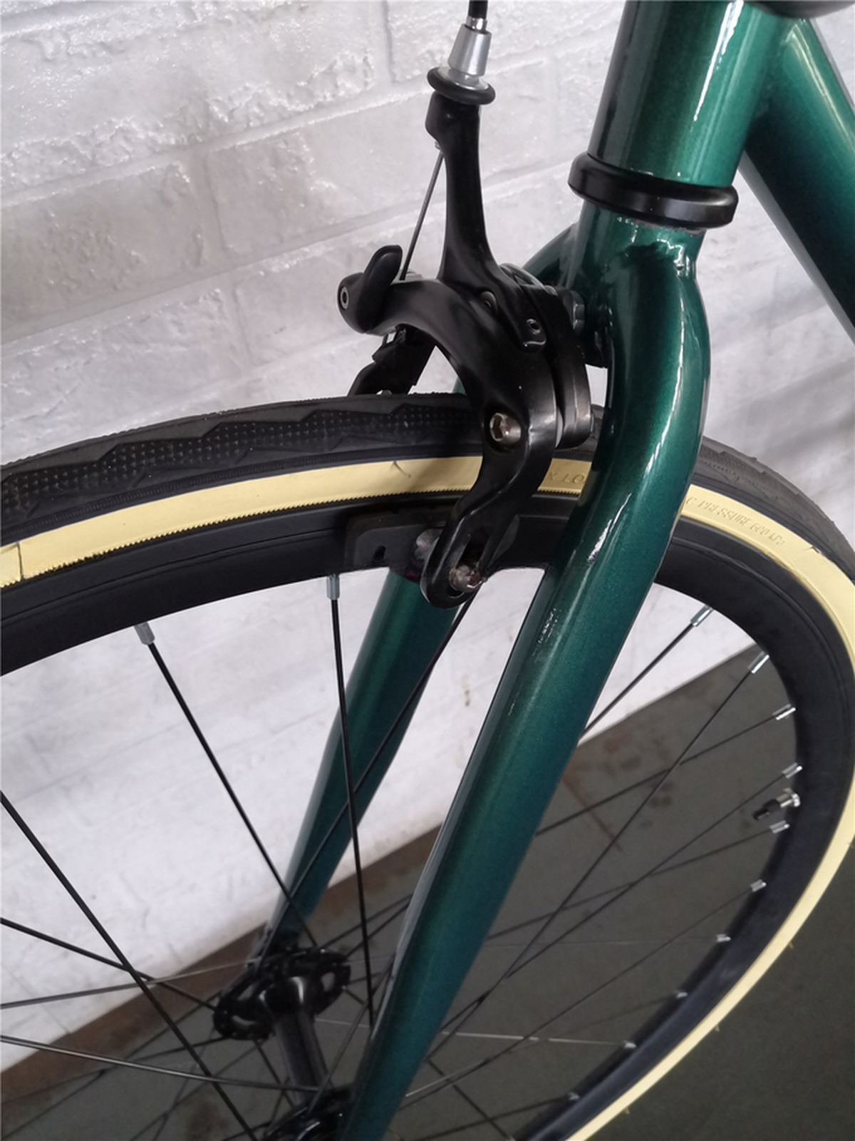 Double V Brake 700c Bullhorn Handle Bar Fixed Gear Bike for Adult Retro Vintage Classic