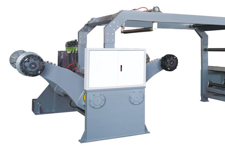 Special Horizontal Paper Roll Machine with Cutting Capability of 40-450 and 8Kw Power