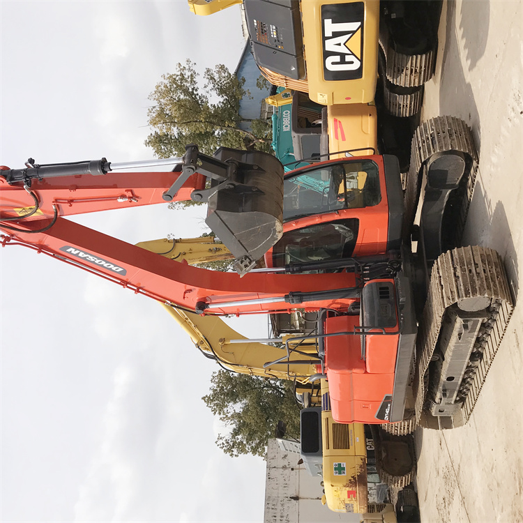 Used Doosan DX140 LC 7 14 Ton Earth-Moving Machinery in Good Condition Made in Korea