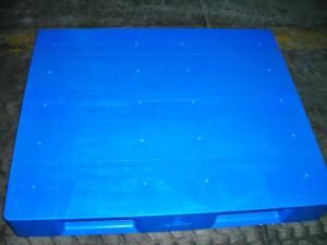 China Welded / Integrated Solid Face Plastic Euro Pallets For Food Storage wholesale