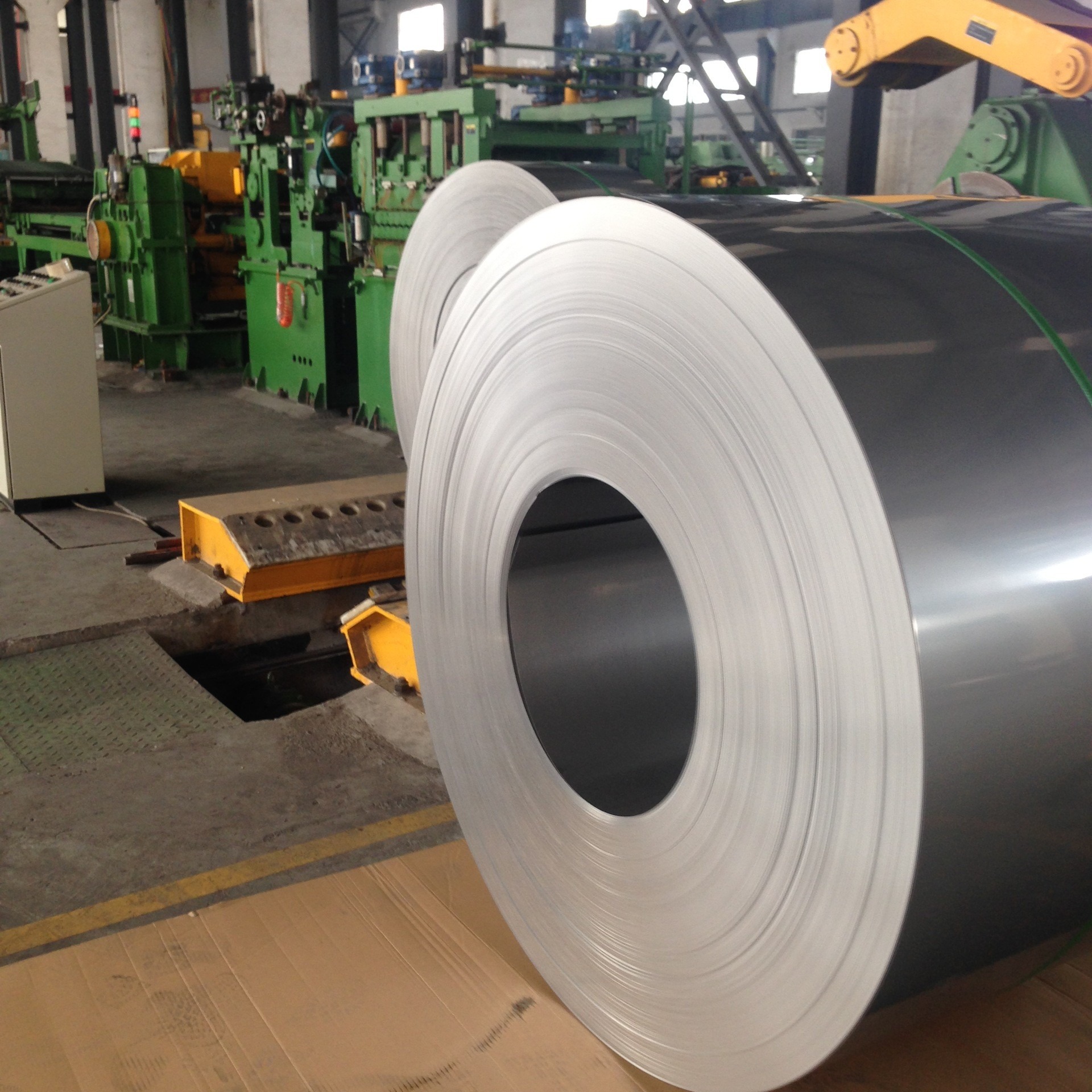 Hot Rolled Stainless Steel Coil Metal Pipe 201 304 316 300Series