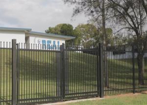 China PVC Coated Ornamental Spear Top Security Steel Tubular Fence in Garden,Home,Factory, School ,Villa wholesale