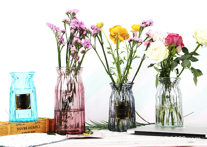Europe Style Decorative Glass Vases , Colored Wedding Glass Vases