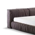 Comfortable Ottoman Bed Queen Breathable With Hand Watered Cloth