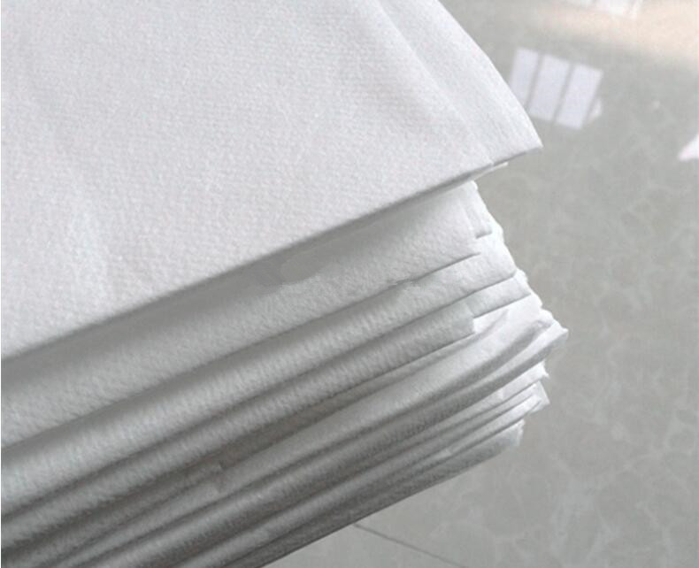 Adults 19.7''X 27.6'' 20gsm 25gsm OEM Disposable Bed Cover Roll