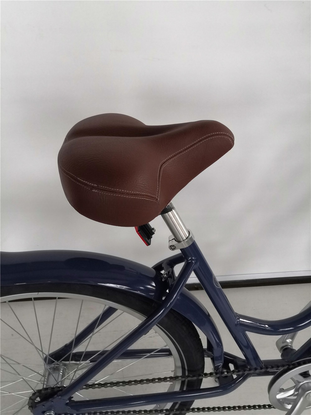 Coaster Brake 26 inch Single Speed Hybrid Unisex Beach Cruiser Bike with 26*2.35 Tires