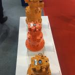 Hydraulic Swing Motor Excavator Hydraulic Swing Drive Motor For Hitachi Komatsu