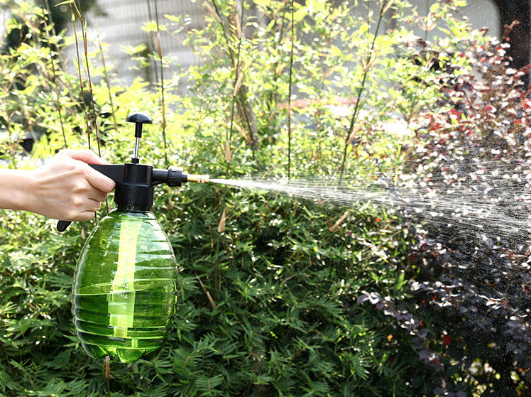 30cm 1.5L PP PET Indoor Watering Cactus Plant Mist Spray Bottle