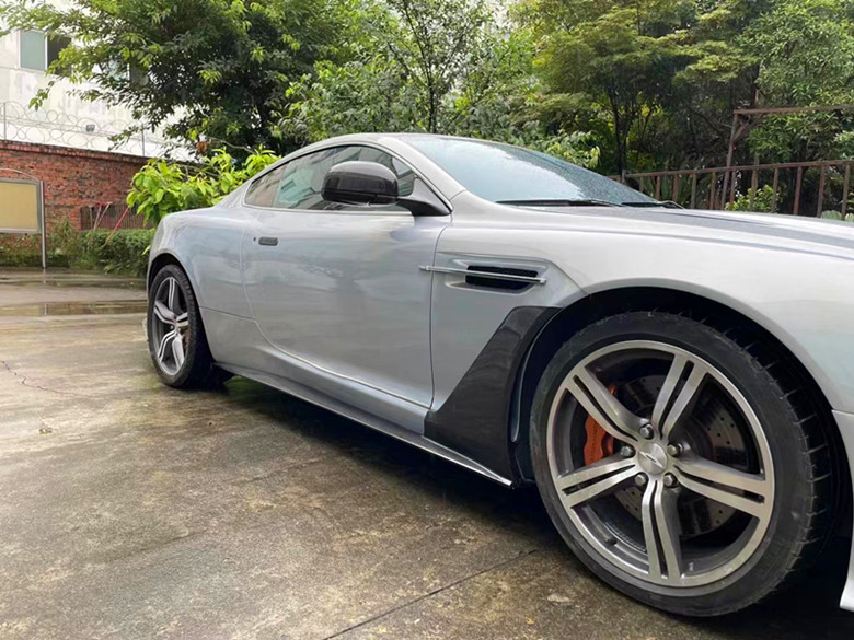 New Product for Aston Martin DB9 Body Kit DB9 Upgraded DBS Style Front and Rear Bumpers