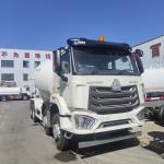 HOWO SINOTRUK Concrete Mixer Truck White 10CBM 380HP 8X4 RHD