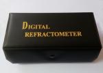 Accurate Digital Handheld Refractometer , Digital Brix Refractometer Range 0-45%