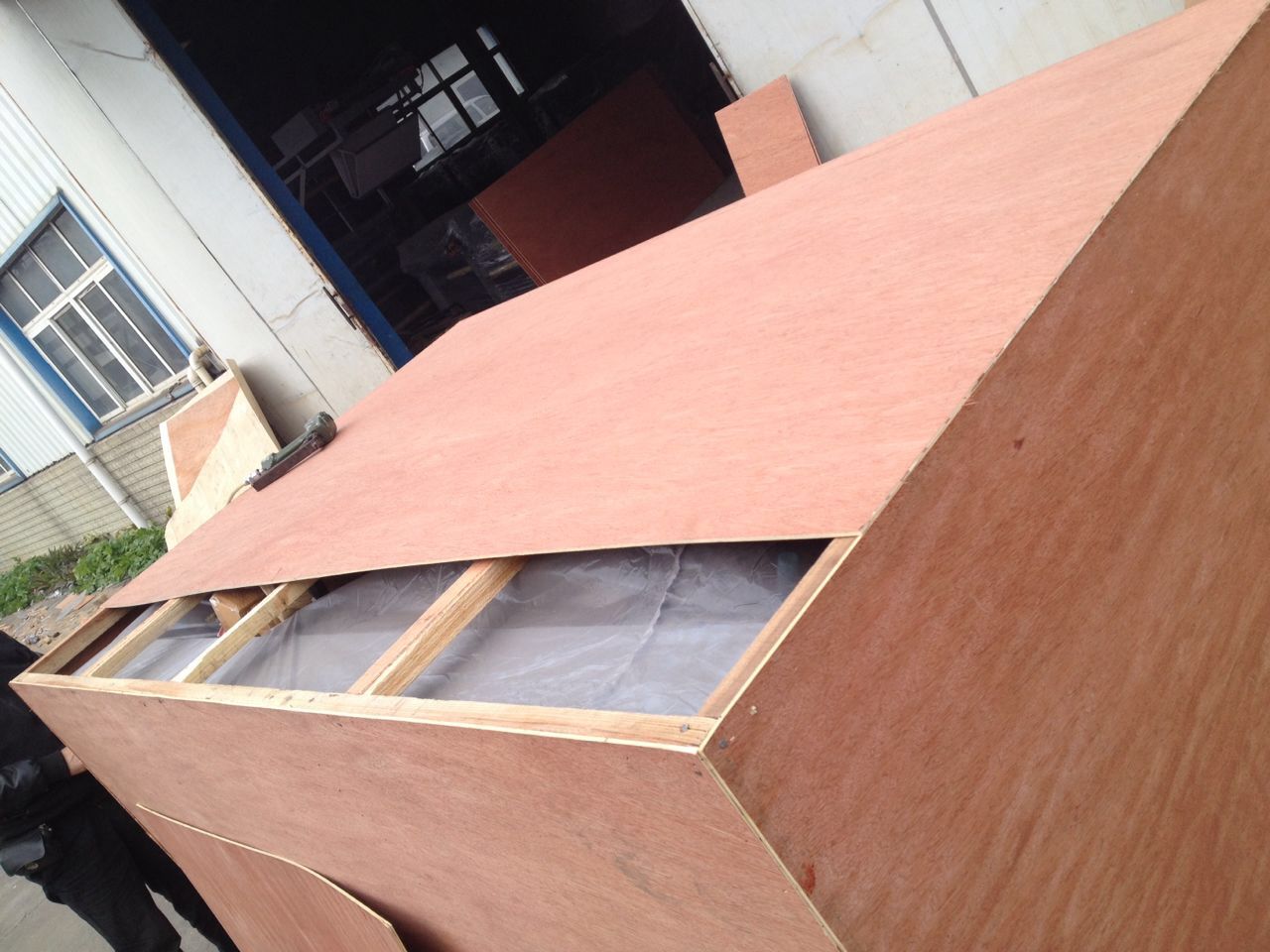 Semi Automatic Paper Bag Making Machine Square Bottom Brown