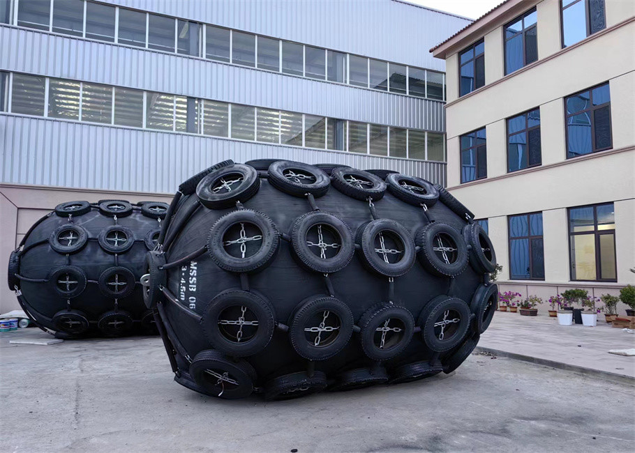 High Pressure Pneumatic Rubber Fender with 24 Months Time