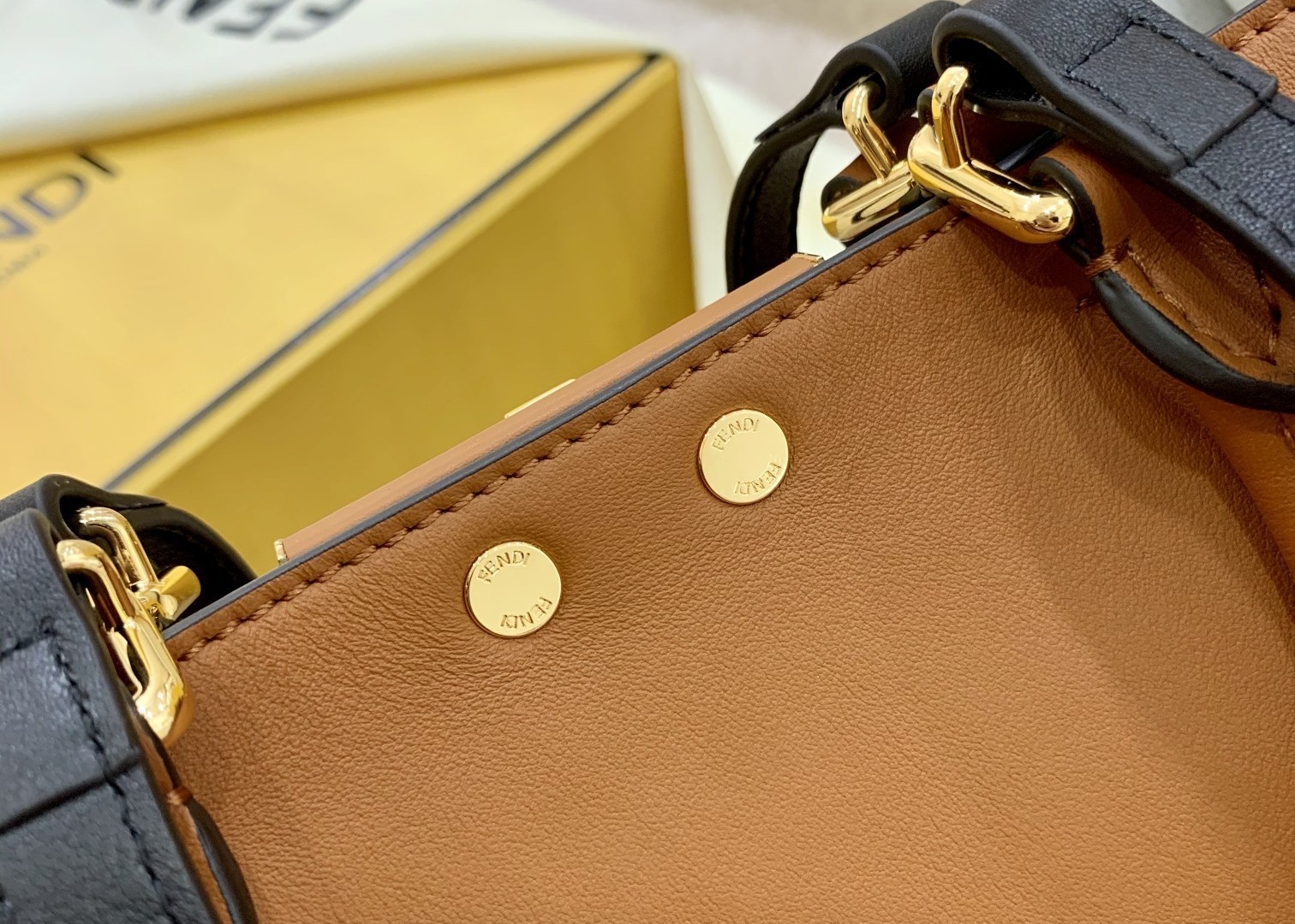 Peekaboo Brown 40cm Tote Shopper Bag Geninue Leather High Capicity
