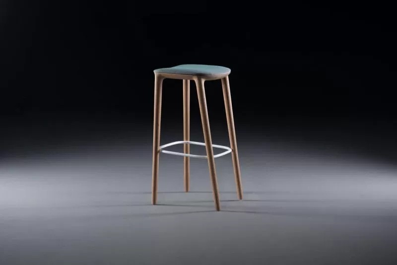 High Quality Bar Chair, Bar Stool, High Chair, Club Stool Chair, Hotel Chair, Solid Wood Frame, PU Leather Upholstery