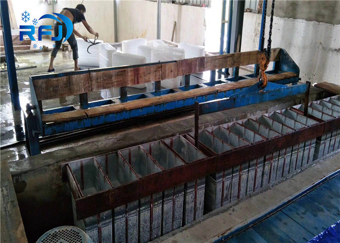 Snowell Industrial Flake Ice Machine1 To 30 Tons 1.5~2.2mm Thickness For Fish