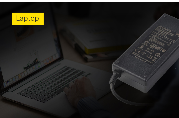 Input Ac 100 240v Universal Laptop Battery Charger With EU/AU/UK/US Socket