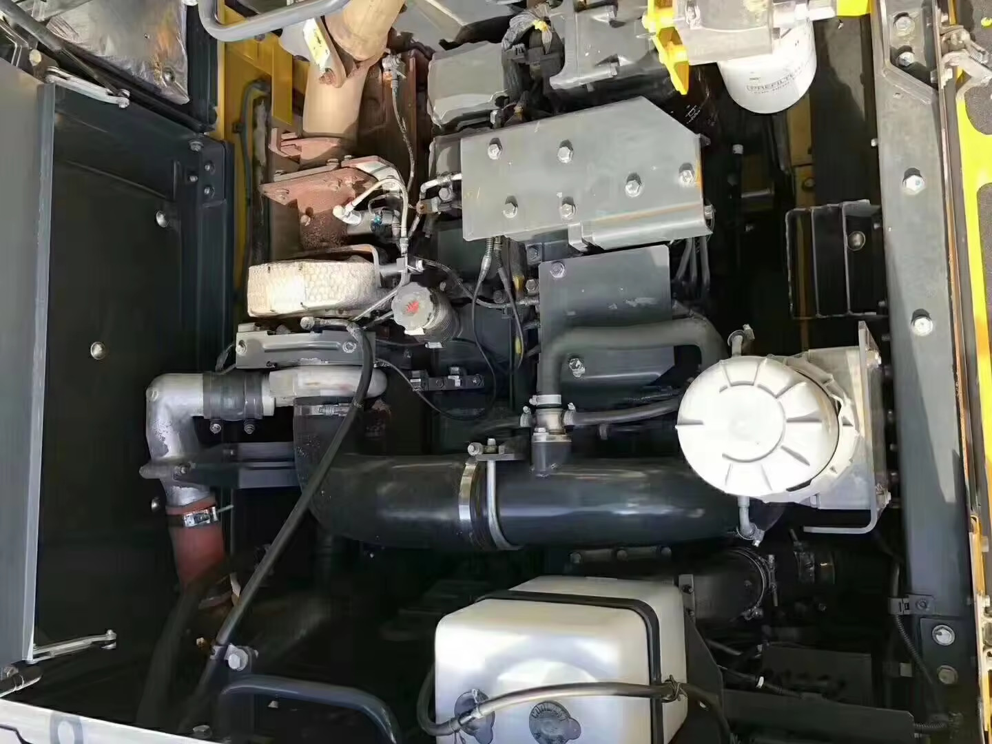 Original Japan Used Komatsu Pc490 Komatsu Excavator 270 KW