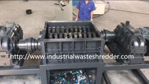 China Industrial Solid Waste Shredder 2 Motors Drive For Waste Wood Pallet wholesale