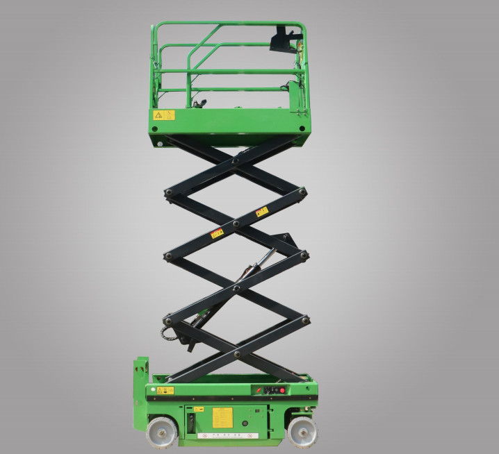 4*2 Drive Mode Liquid Scissor Type Aerial Work Platform for 2260kg Load in Construction Machinery