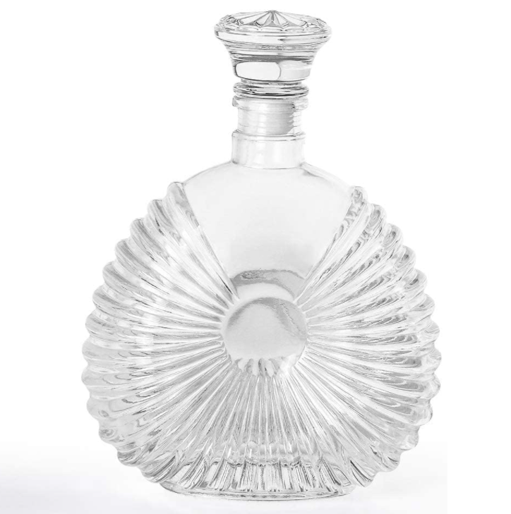 800ml Glass Decanter Sealed Plug Bottle for Whisky and Brandy Exquisite Craftsmanship