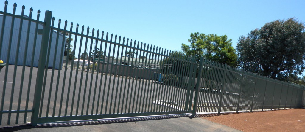 Steel Spear Top Fencing garrison fence 1.8m*2.35m rail 45mm*45mm or 40mm*40mm available 4 rails HDG then coated powder