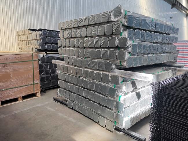 2M 6 Gauge Welded Wire Fence