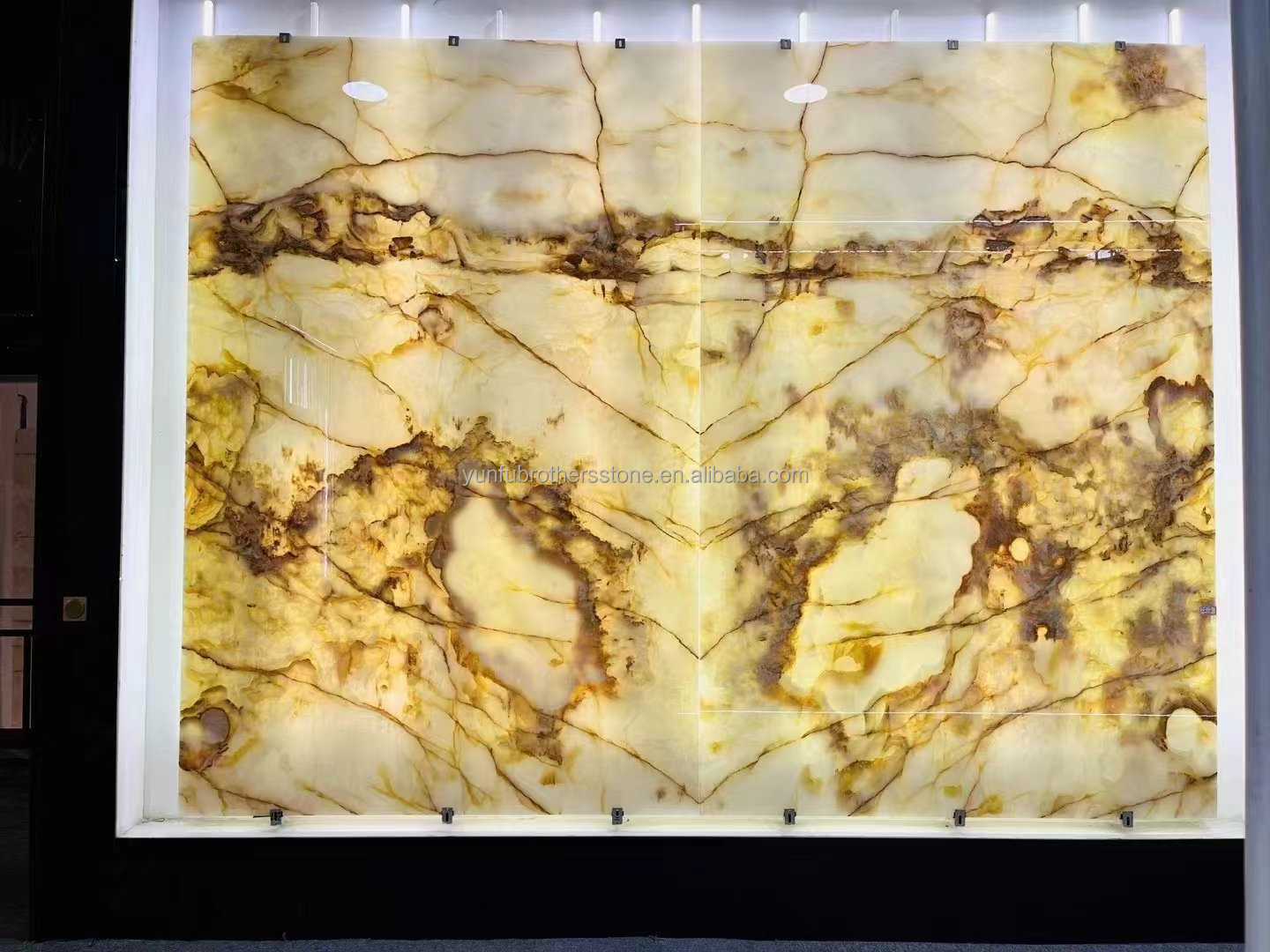 Cut-To-Size Polished Luxury Translucent White Onyx Marble Slab for Villa Wall Art Panel