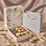 Small Varnishing Paperboard Macaron Pastry Cake Box Food Grade Packaging