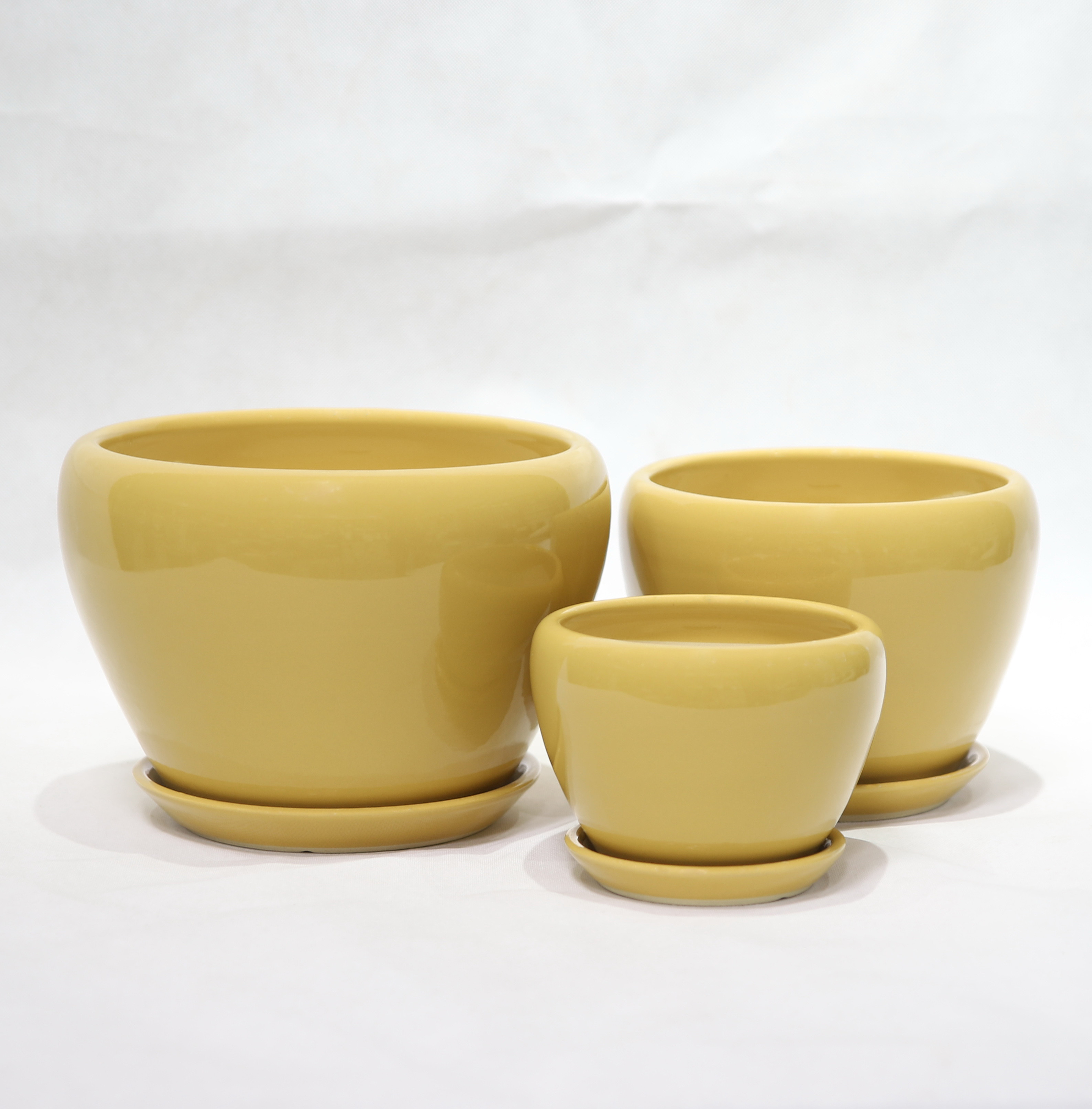 Stunning Plant Display With Our Ceramic Pots Various Sizes Available Ceramic Flower Pots