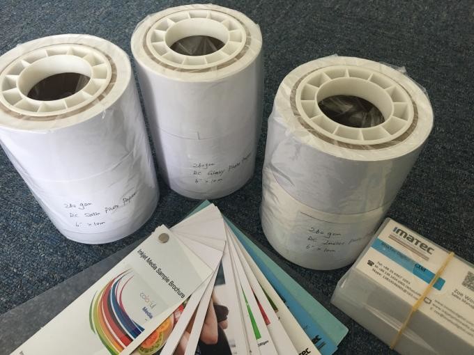 255gsm Premium Luster Minilab Photo Paper A4 / 4R For Photographic Studio