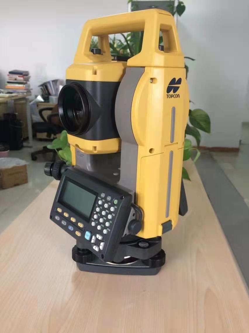 Topcon GM100 Series 2" Total Station Compatible With Industry Standard Thumb Drives GM102
