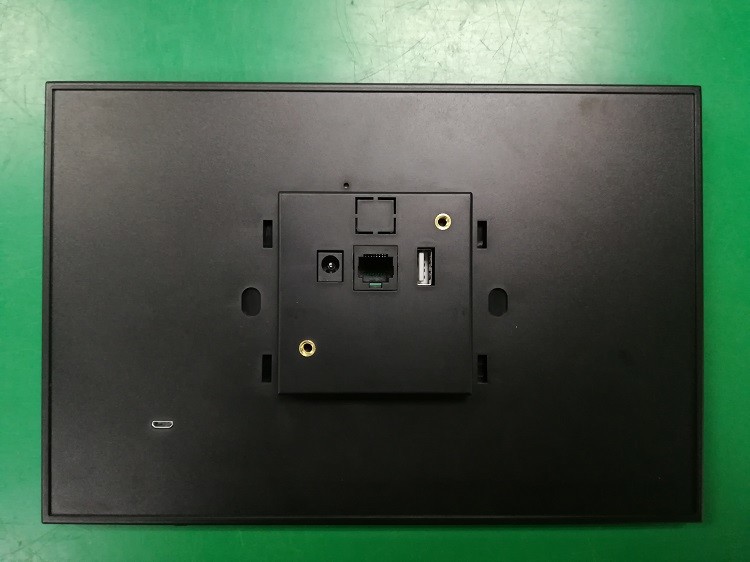 10.1 Inch Flush Wall Mount Digital Signage Tablet With NFC Reader LED Bar USB OTG