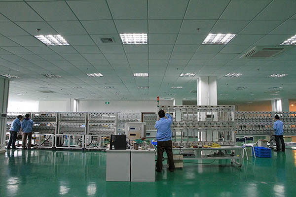 45 - 65Hz Calibration Test Bench , High Accuracy Watt Hour Meter Test Equipment 0.02